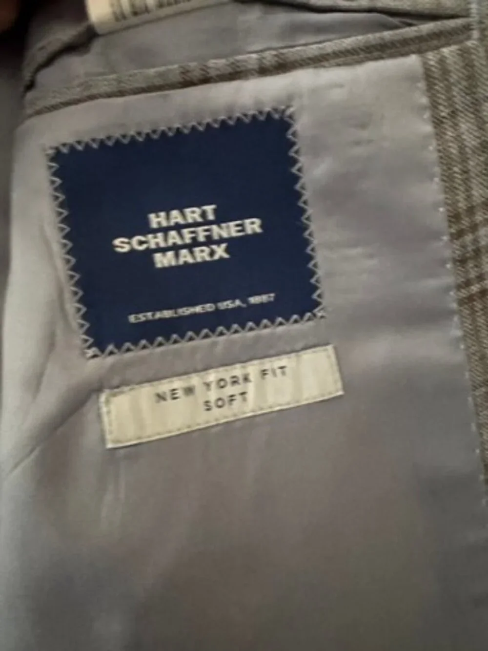 Hart Schaffner Marx New York Fit Soft 48R Gray Windowpane 100% Wool Blazer